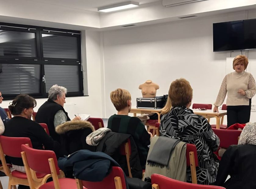 0e0c858c-4dda-48e7-b13d-c40038ccf295