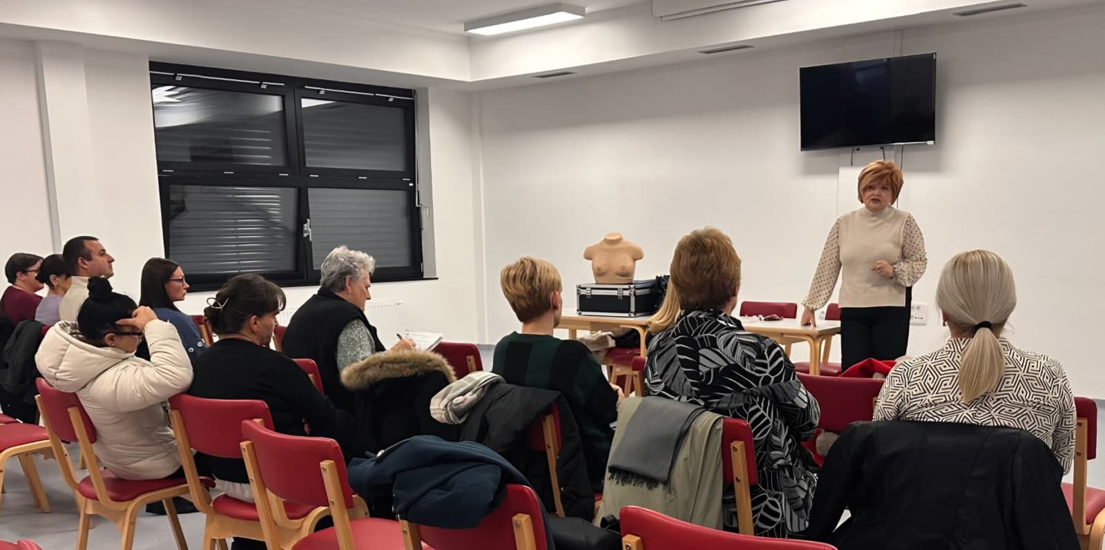 0e0c858c-4dda-48e7-b13d-c40038ccf295