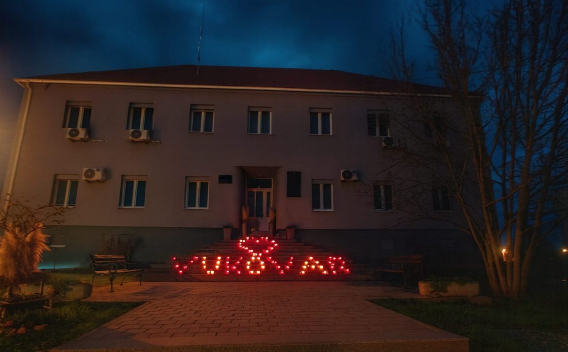 4c8a6d07-17c5-4d83-81aa-0e95ba87cf4d