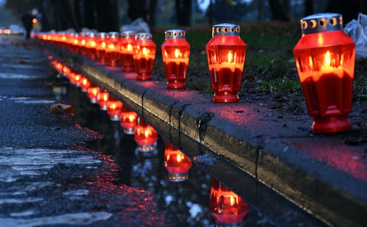 pxl-171120-30866910_5fb413296e50b