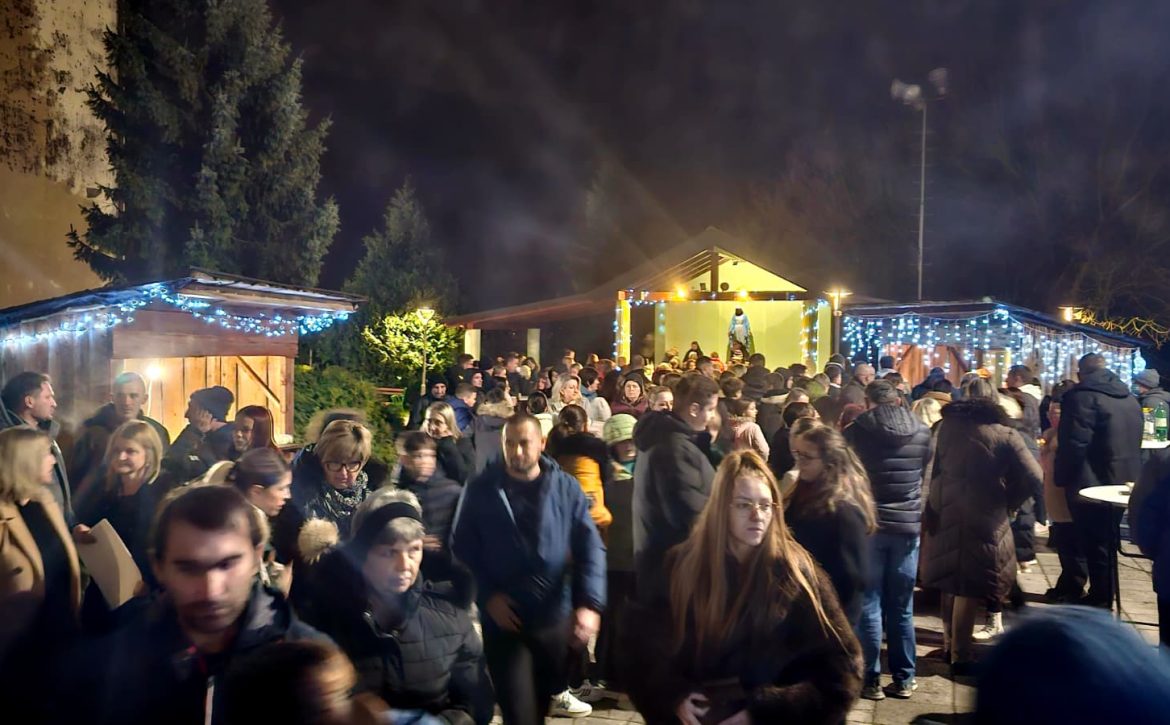 2f898bfa-5492-42f5-81dd-382b88b79c24