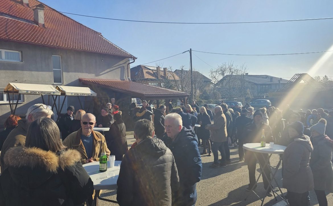 605143083_25080201885009498_3150816748105736069_n