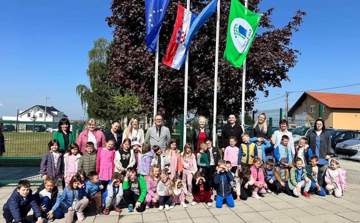 677944876_26135706706125672_7703299581980509584_n