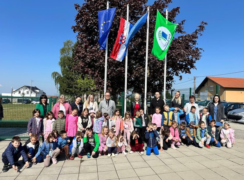 677944876_26135706706125672_7703299581980509584_n